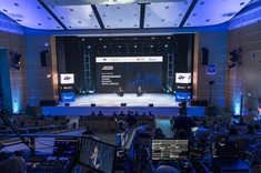 wiceminister cyfryzacji Rafał Rosiński na panelu dyskusyjnym