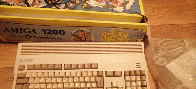 Zdjęcie AMIGA 1200